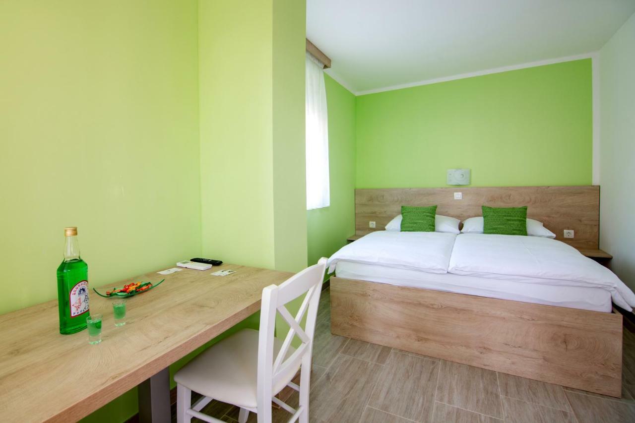 Rooms Sajina Podgrad  Luaran gambar