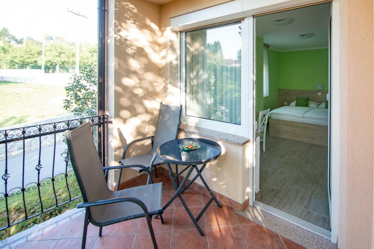 Rooms Sajina Podgrad  Luaran gambar